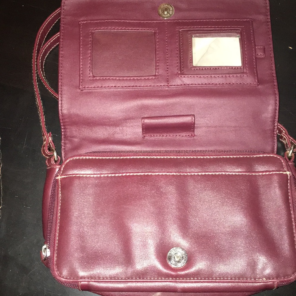 Purse - Picture 2 of 3